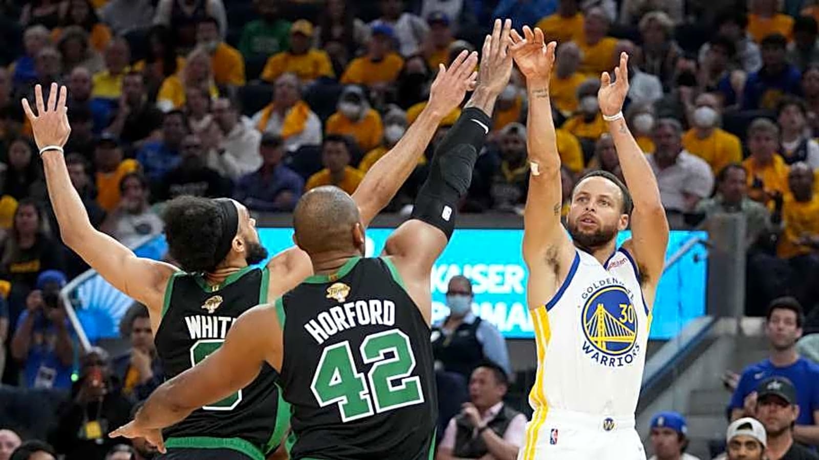 New Report On Warriors Eyeing Celtics Star Big