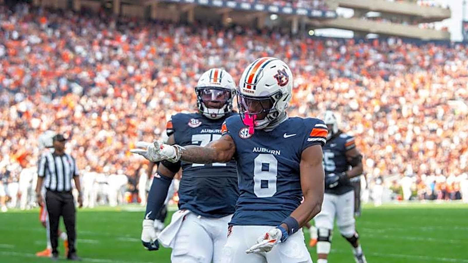 $2.9 Million College Football WR Announces New NIL Partnership