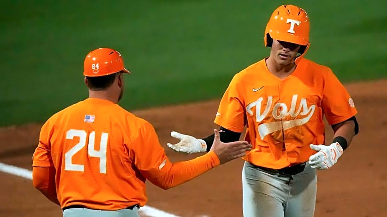 Tennessee Baseball&#39;s Dean Curley Projected to be a First-Rounder in 2025 MLB Draft