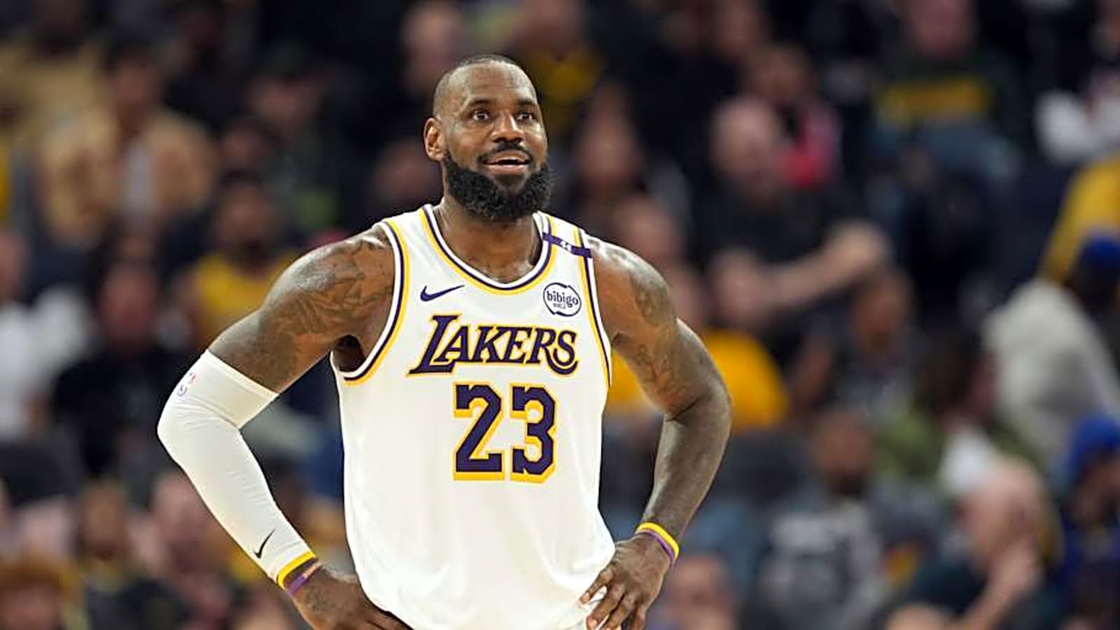New Report on LeBron James&#39; Future With Lakers Amid Clippers Rumors