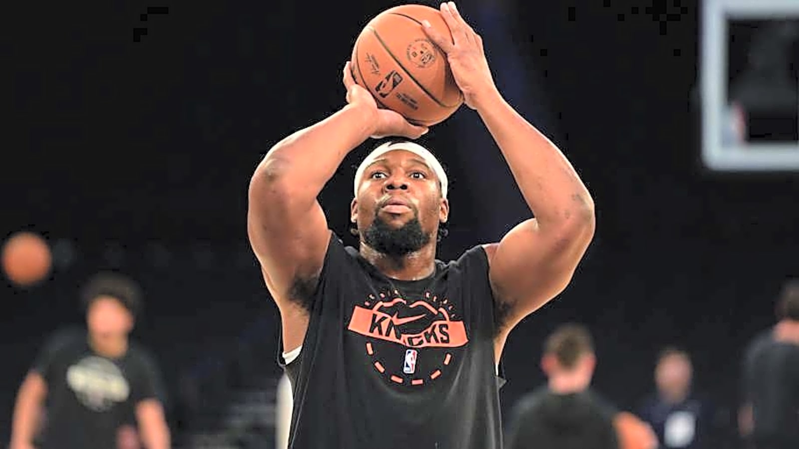 Knicks in Active Trade Talks Around Veteran Forward