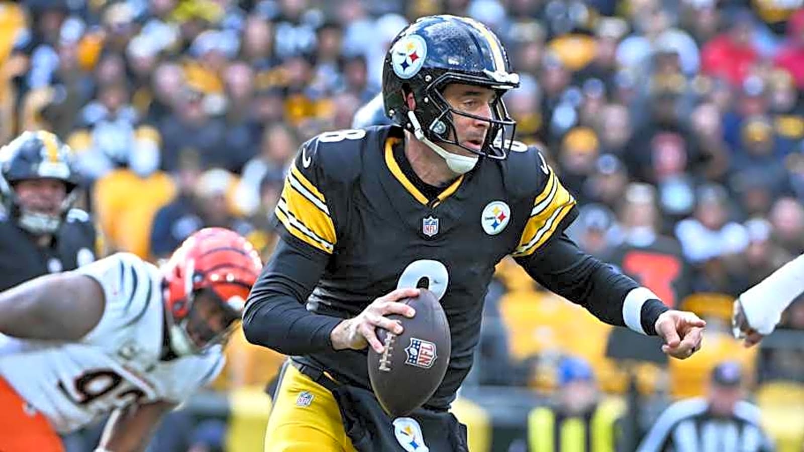 Ben Johnson Wants Shot at Steelers&#39; Aaron Rodgers