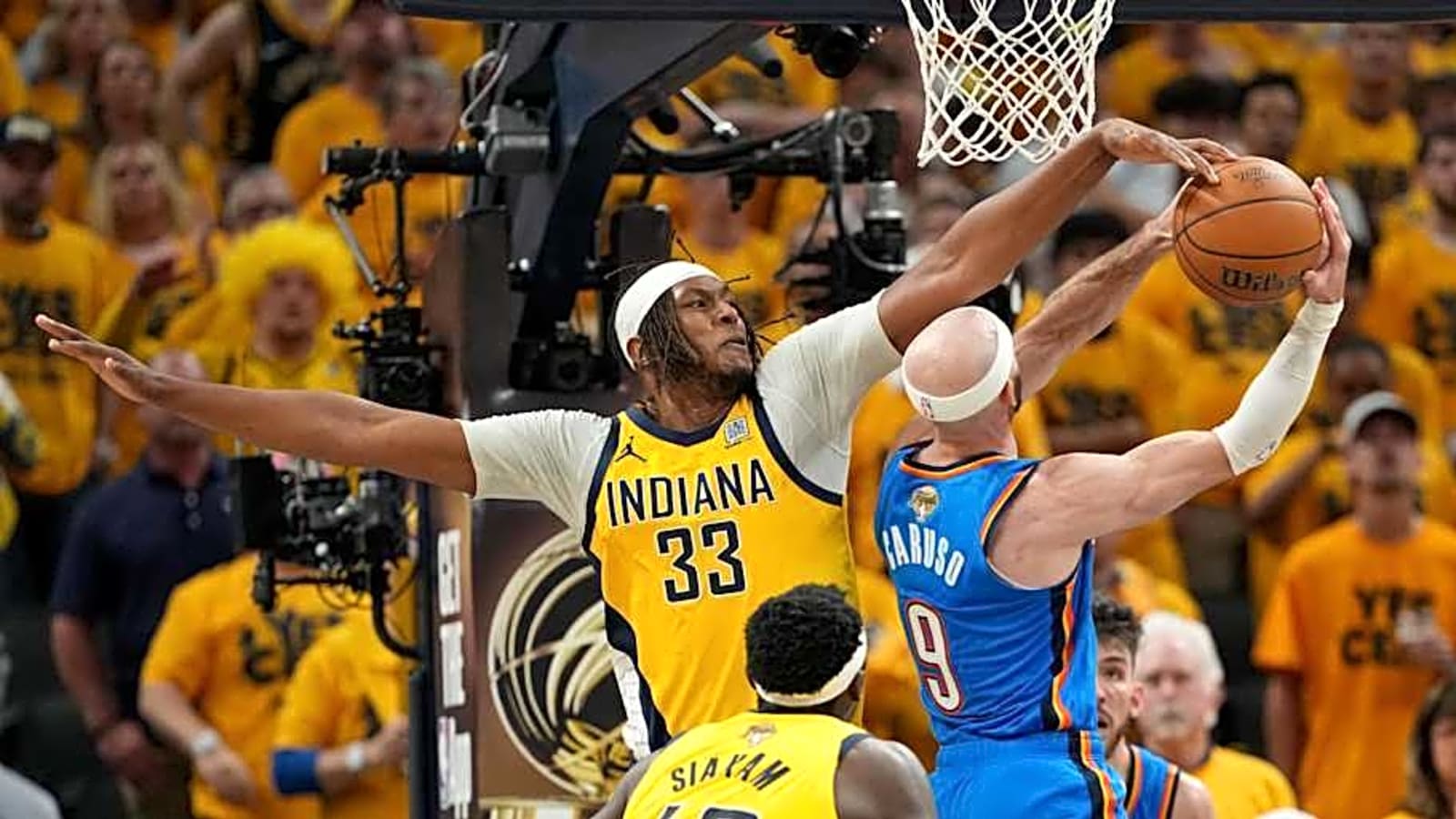 Former Texas Longhorns Star Preparing for &#39;Do or Die&#39; Game 7 of NBA Finals