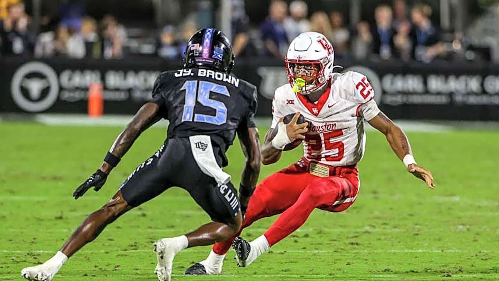 Houston Cougars Survive vs. UCF In Annual Space Game