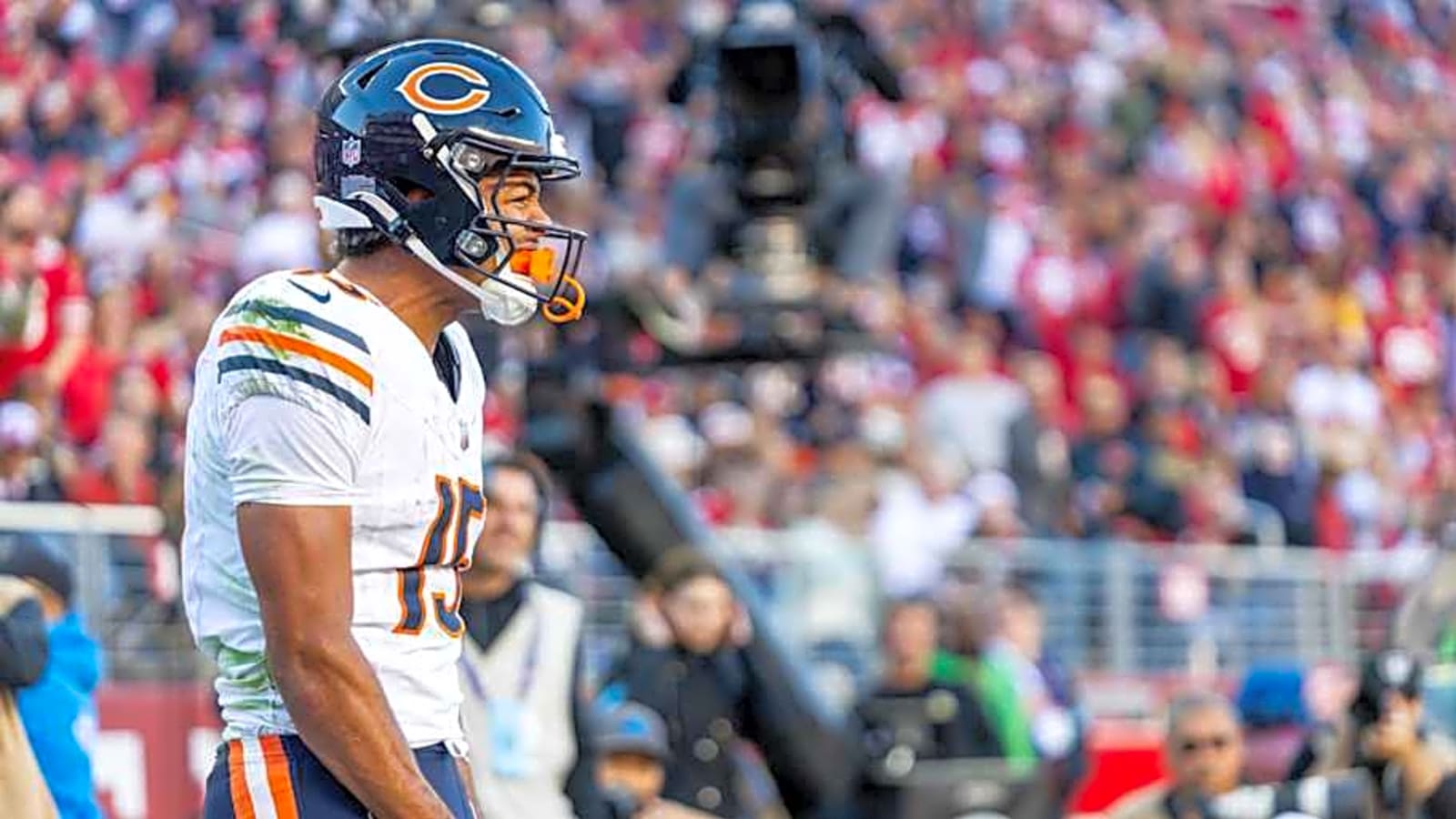 Hilarious photo of DJ Moore and Rome Odunze emerges ahead of 2025 training camp
