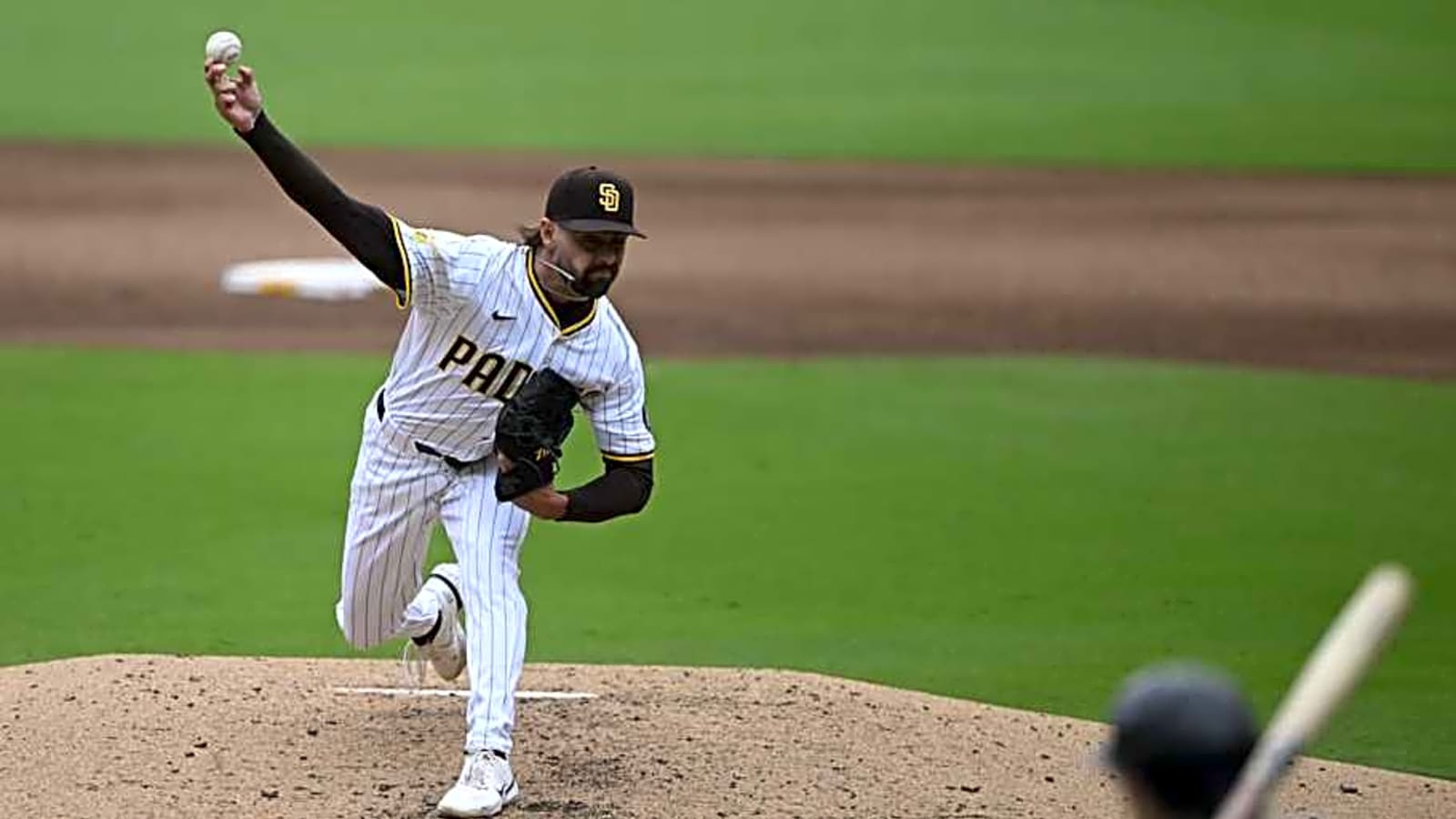 Padres Pitcher Lost Close Friend in Helicopter Crash That Killed Kobe Bryant