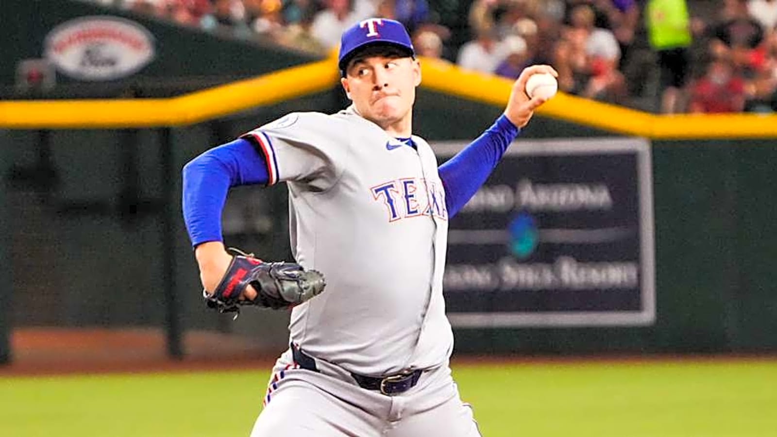 Rangers Rally to Beat Diamondbacks, Close AL Wild Card Gap with Mariners