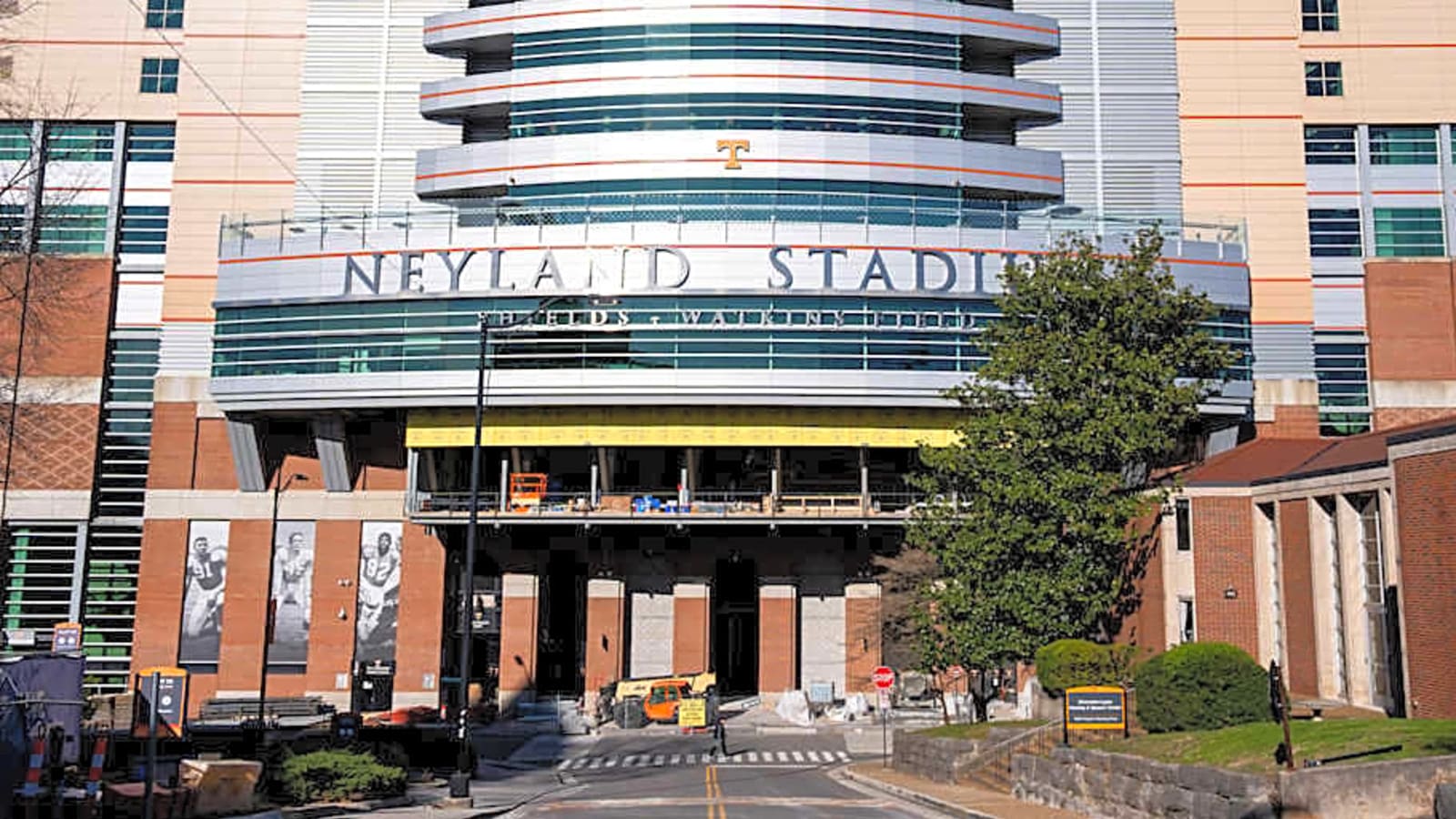 Tennessee Football Jersey Countdown - Who Was The Best to Wear #98 for the Volunteers