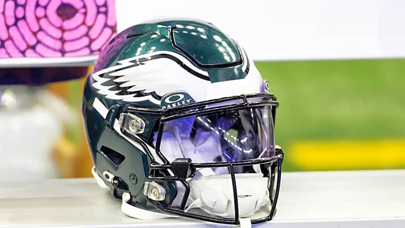 Eagles, Steelers Linked To Available All-Pro