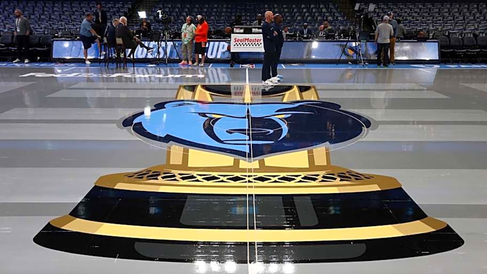 NBA Makes Announcement on Lakers, Mavericks, Grizzlies Group in NBA Cup