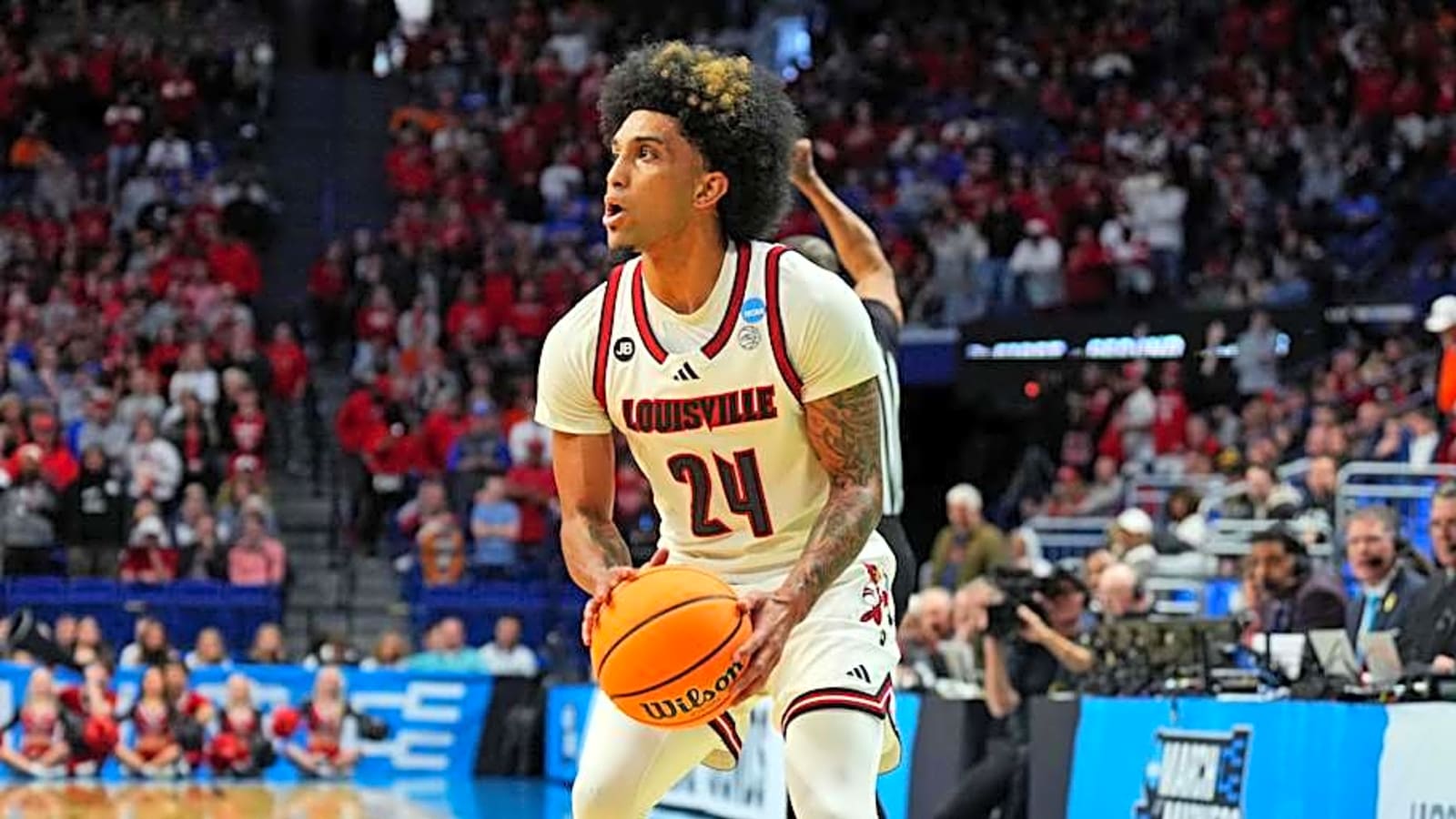 Report: Louisville PG Chucky Hepburn Signs Two-Way Deal with Raptors