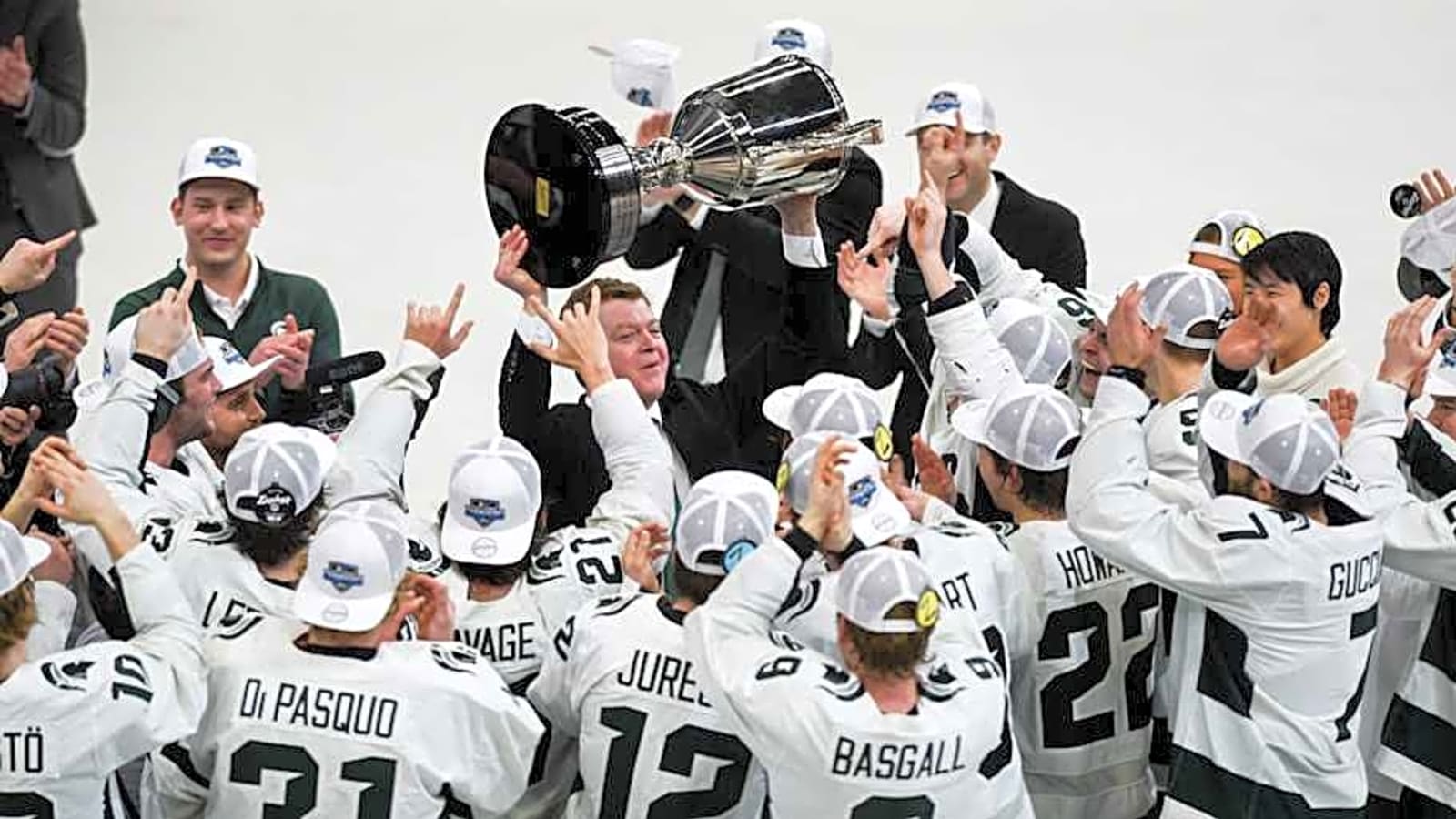 Hockey Insider Speculates Junior Superstar to Michigan State