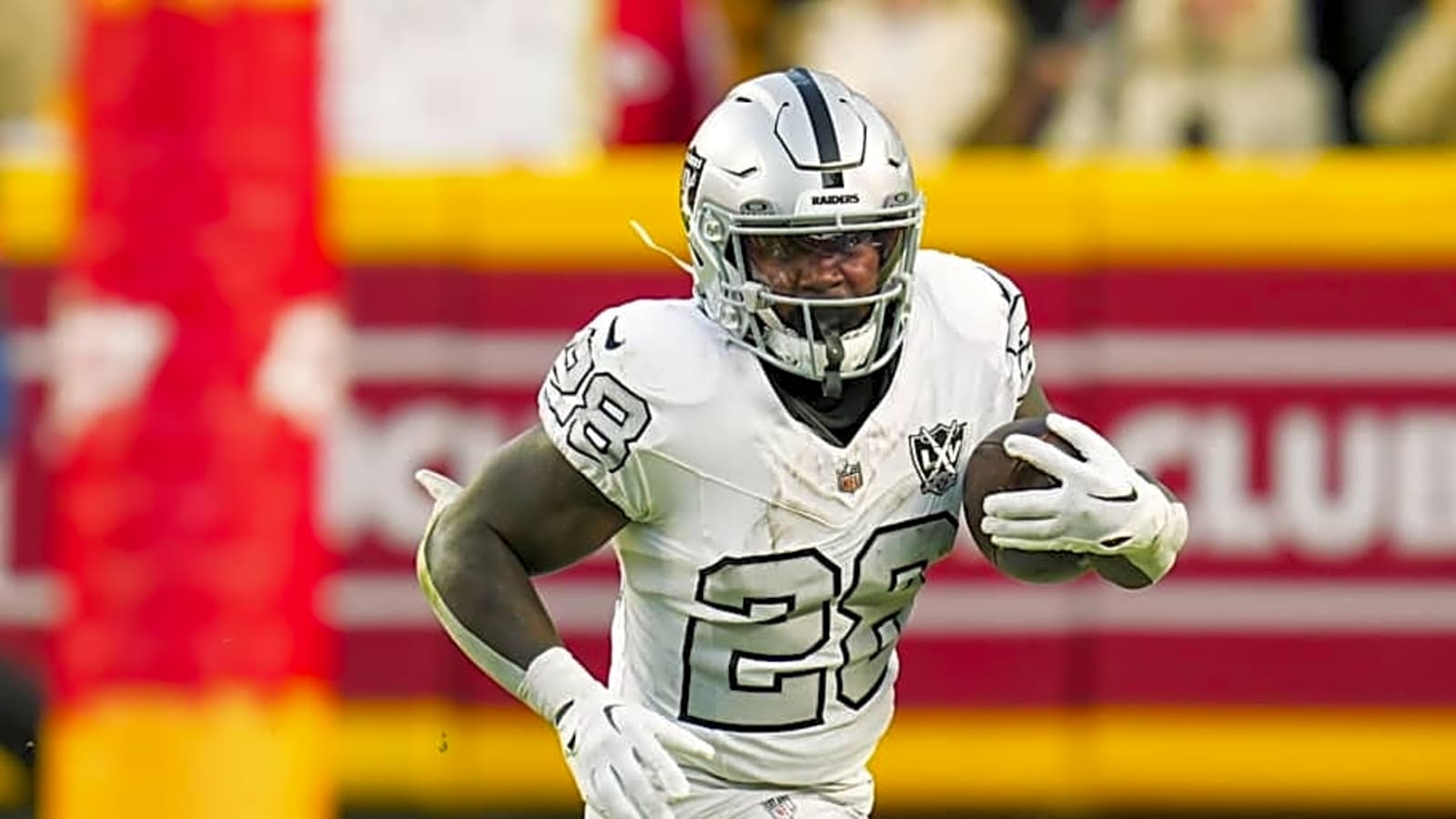 Raiders&#39; RB Sincere McCormick Facing Stiff Battle