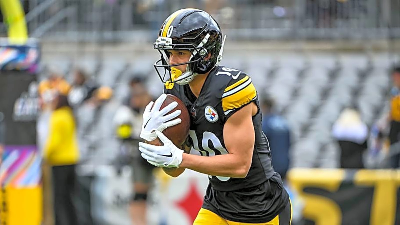 Roman Wilson Shines in Steelers First Training Camp Practice