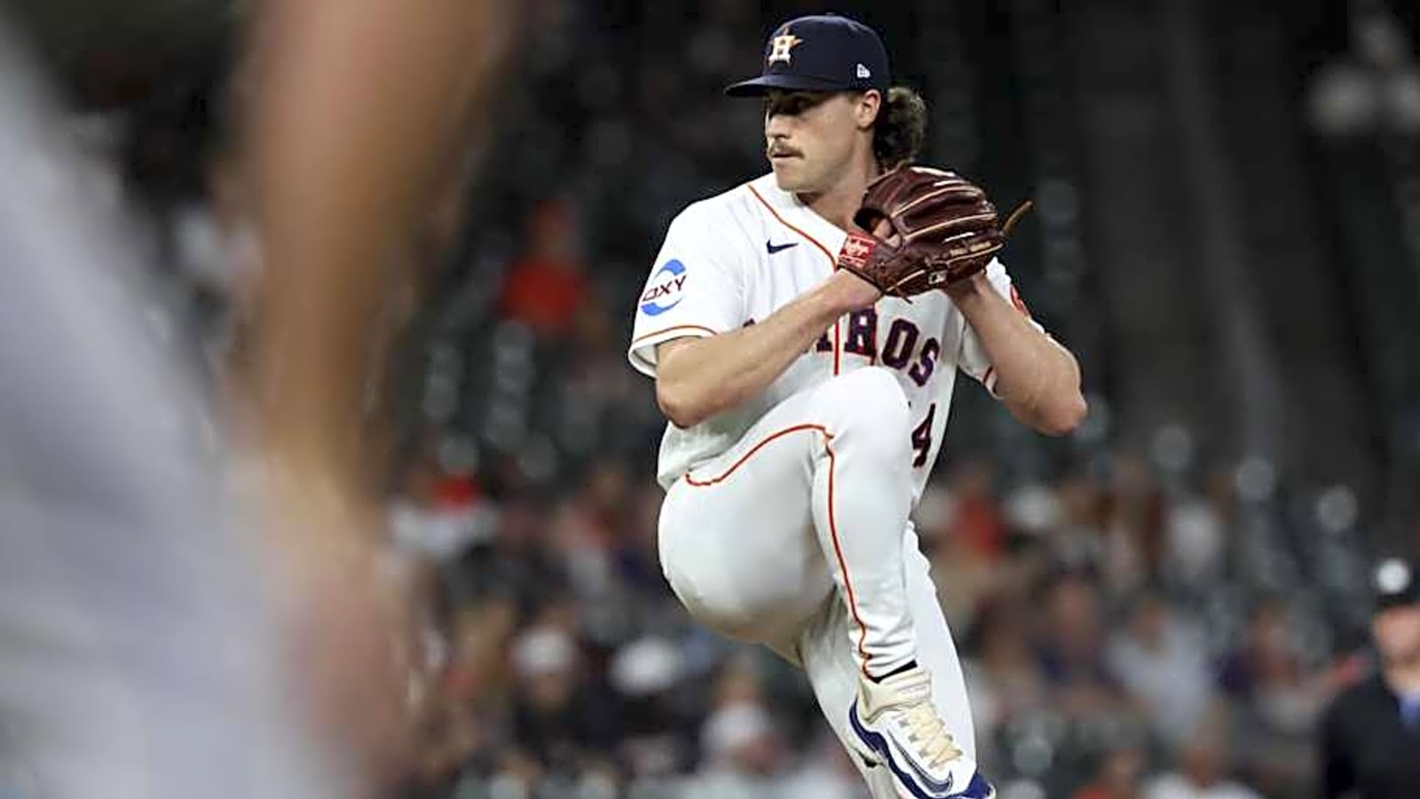 Cardinals-Astros Mock Trade: St. Louis Adds Bullpen Weapon Without Breaking Bank