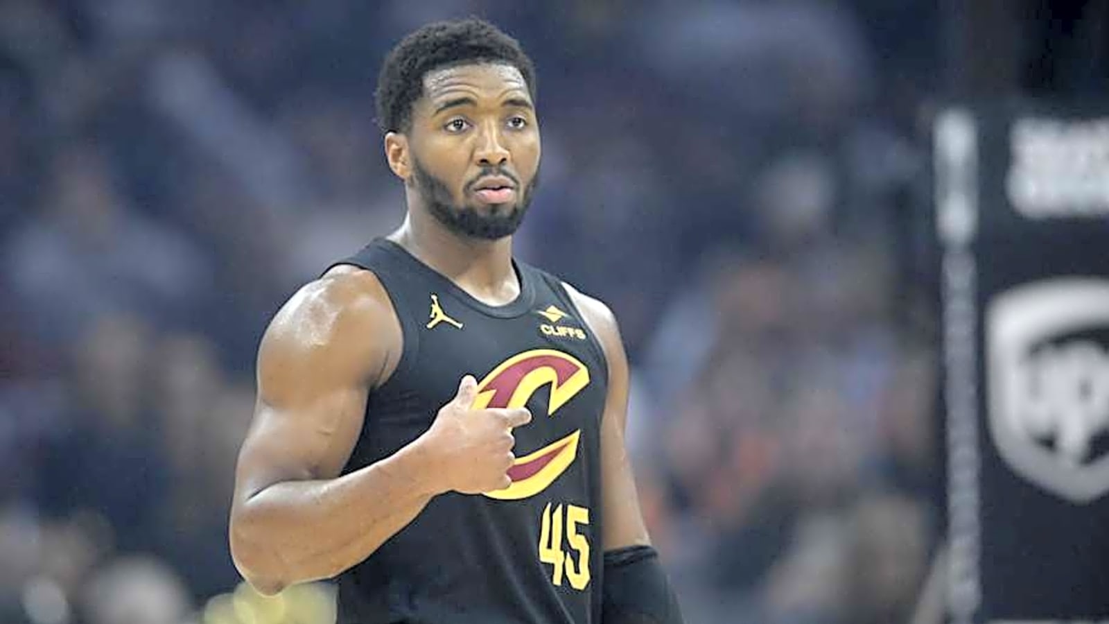 Donovan Mitchell acknowledges Cavs fans frustration after loss to the Hornets