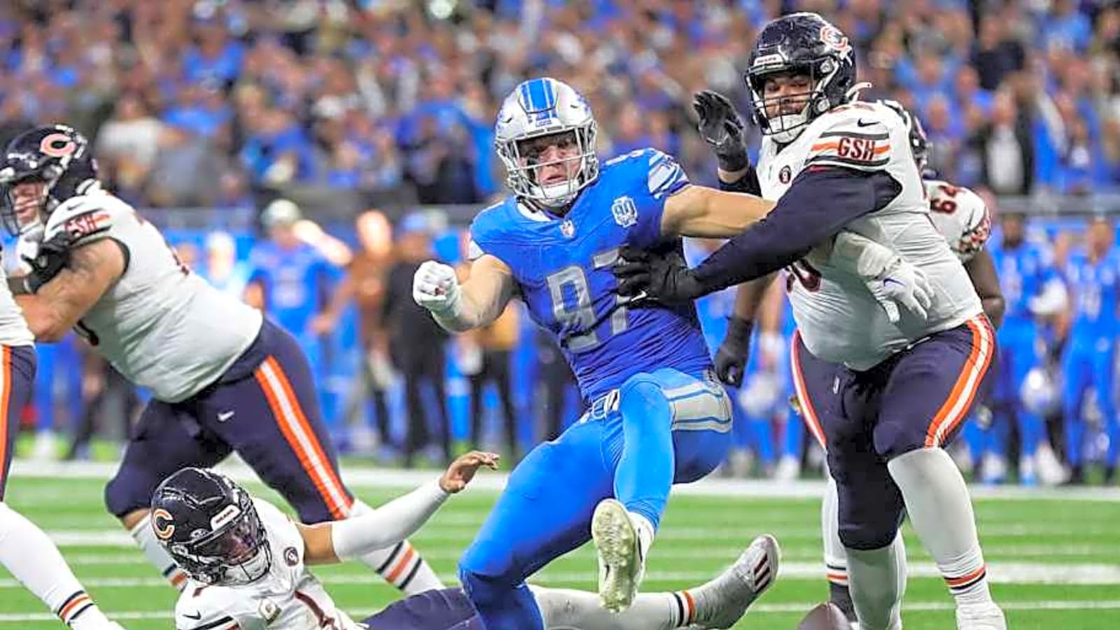 Detroit Lions superstar Aidan Hutchinson shows off in remarkable training video