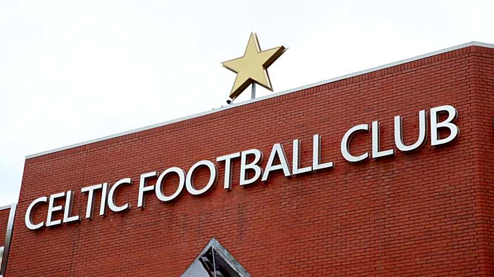 Celtic Transfer Target Closing in on Shock Move to England