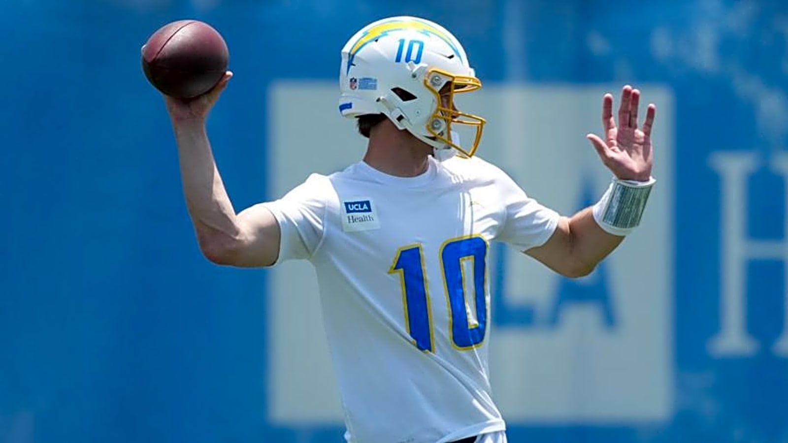Chargers QB Justin Herbert falls in latest top NFL player countdown