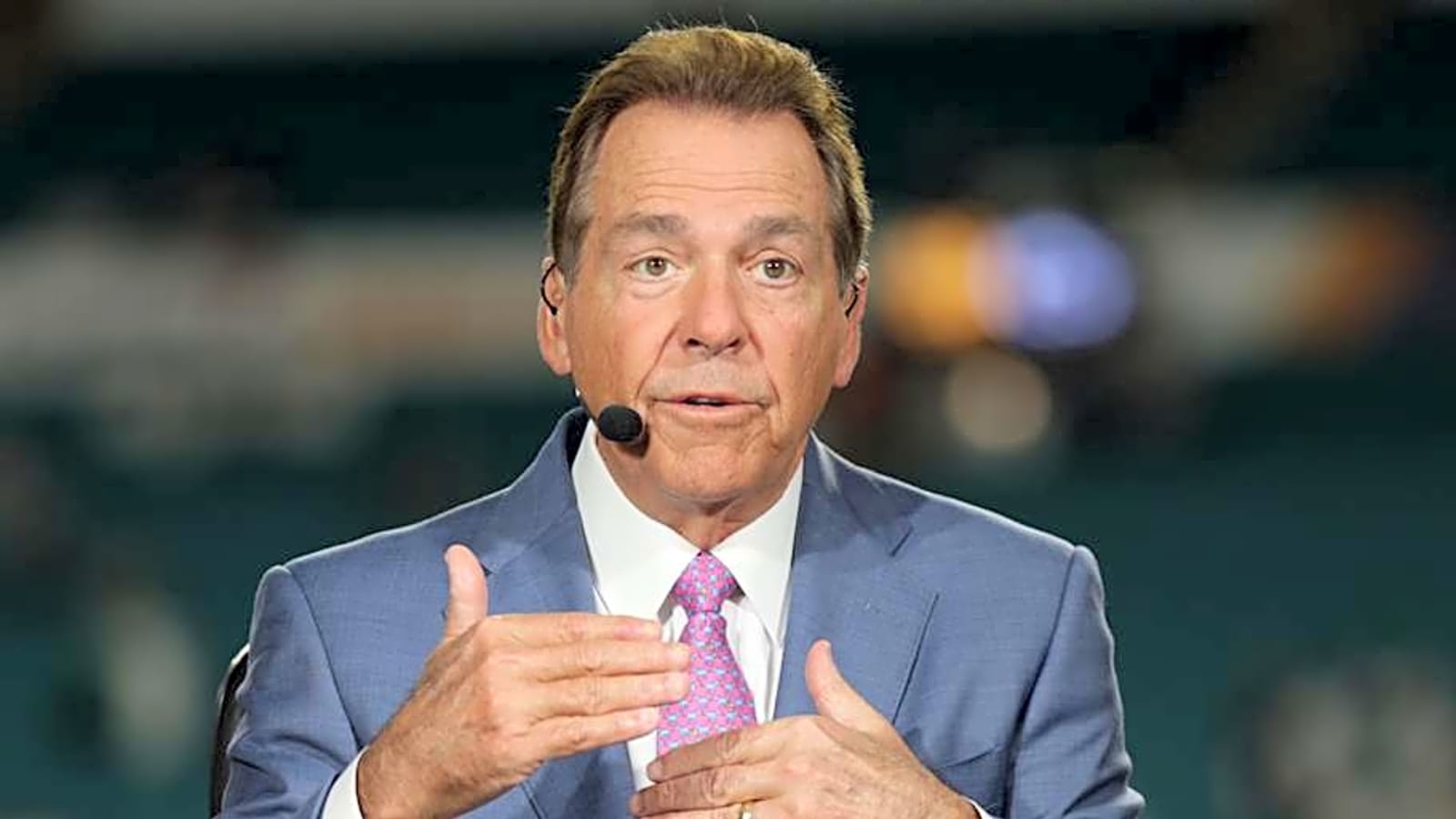 Nick Saban praises &#39;complete team&#39; he sees in college football