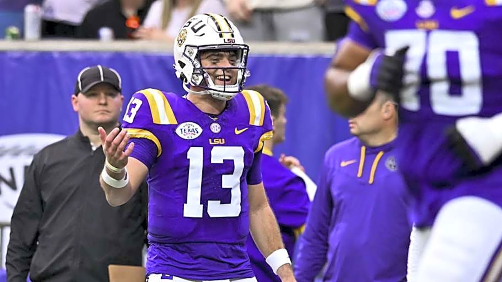 Which college football stars have the highest NIL projection in 2025?