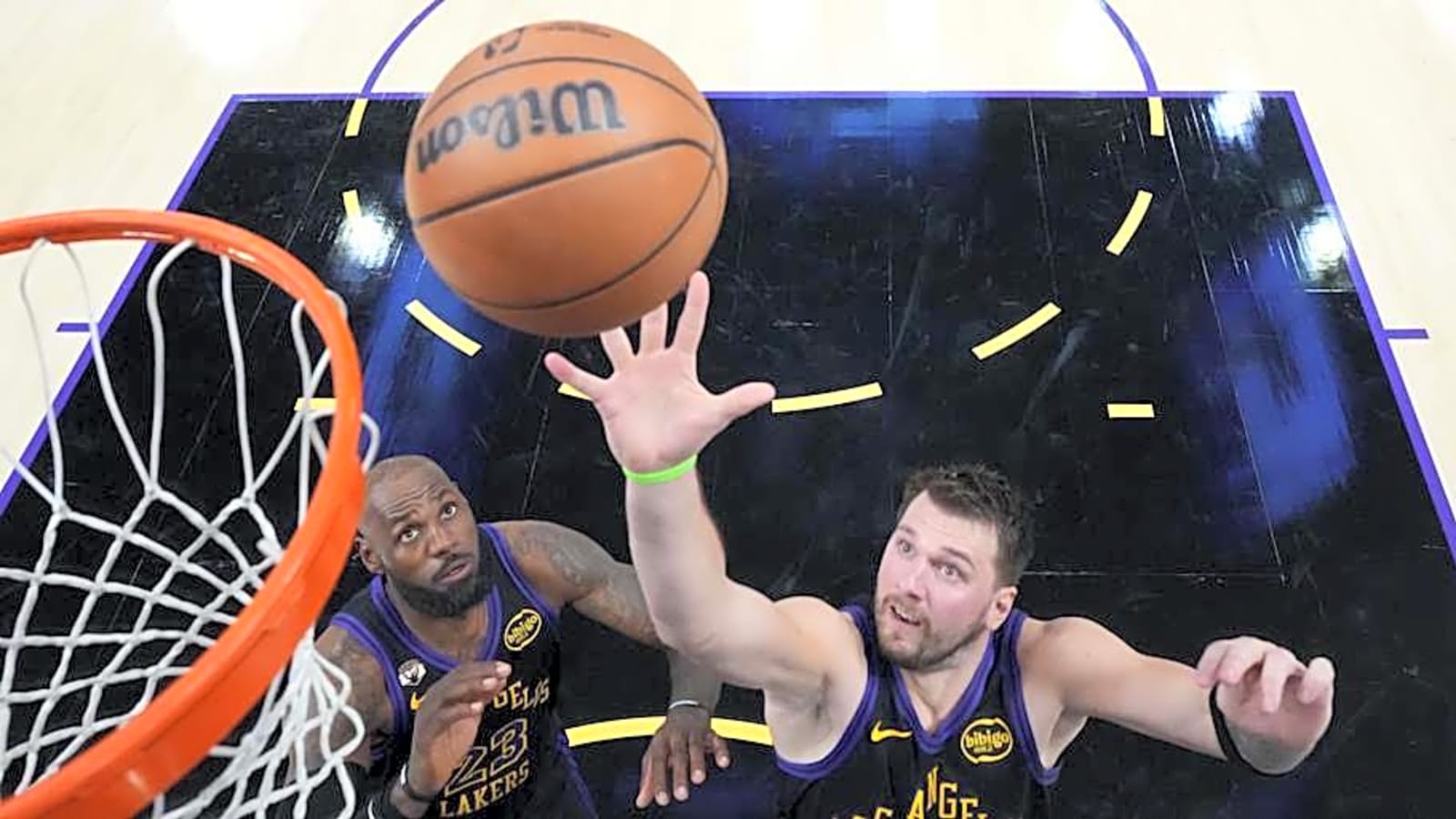 Lakers' Luka Doncic, LeBron James Upgraded to Available vs. Heat