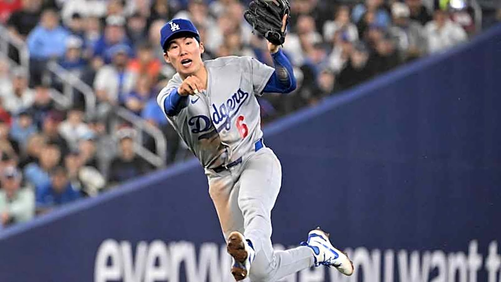 Dodgers Lineup vs Rangers: Hyeseong Kim Starting as Miguel Rojas Sits