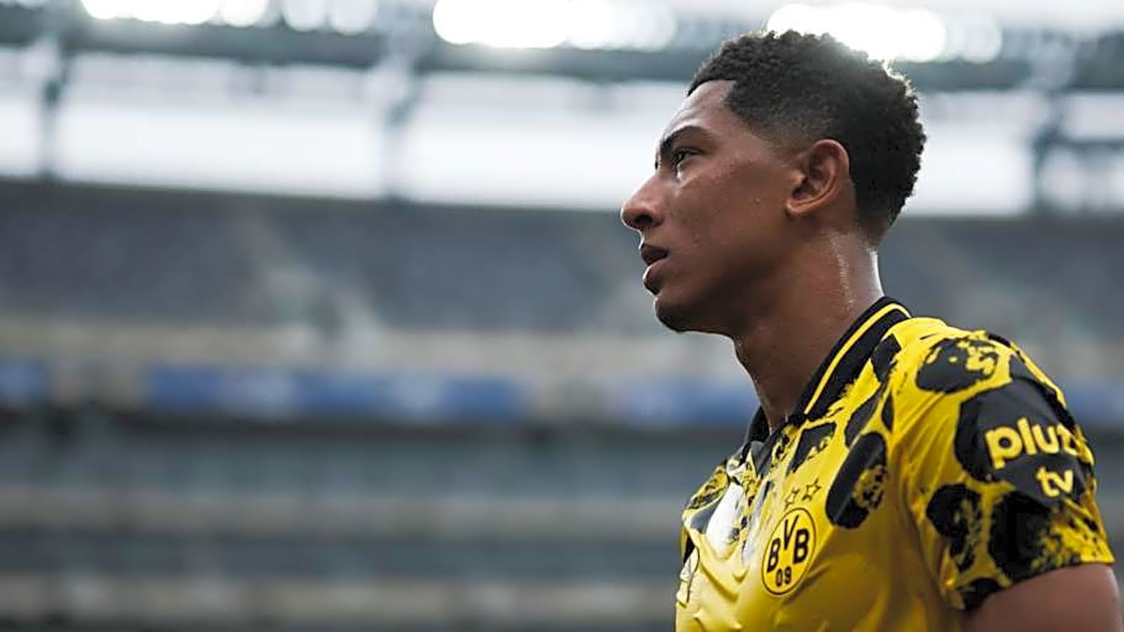 Former Sunderland Star Jobe Bellingham&#39;s Surprising Borussia Dortmund Salary