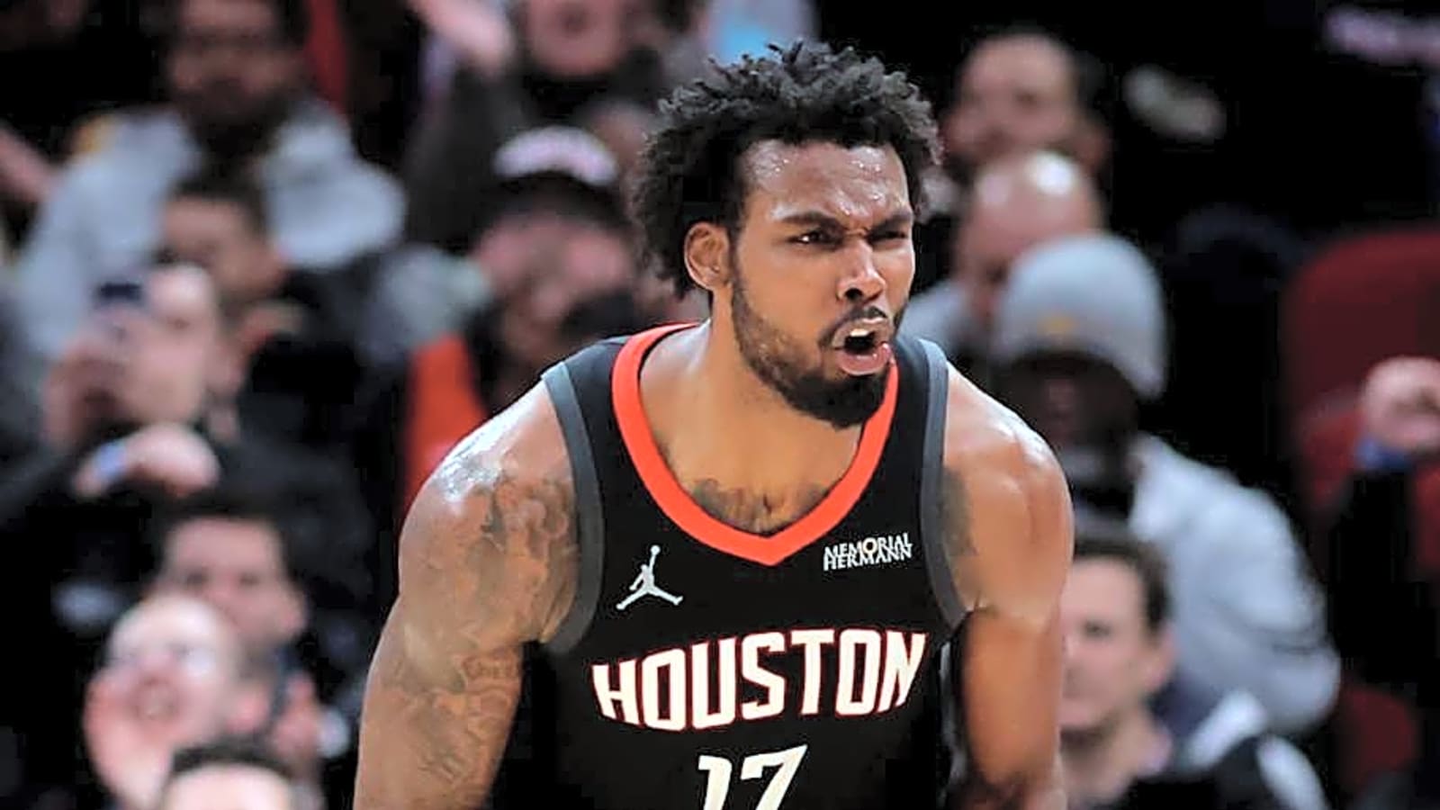 Rockets Not Looking to Move Tari Eason