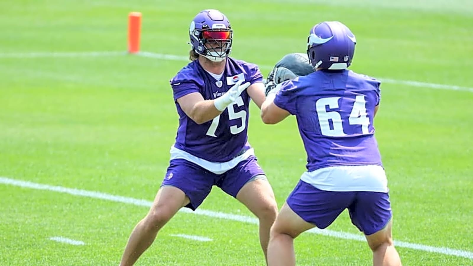 Analyst says Vikings&#39; rebuilt offensive line could be NFL&#39;s best