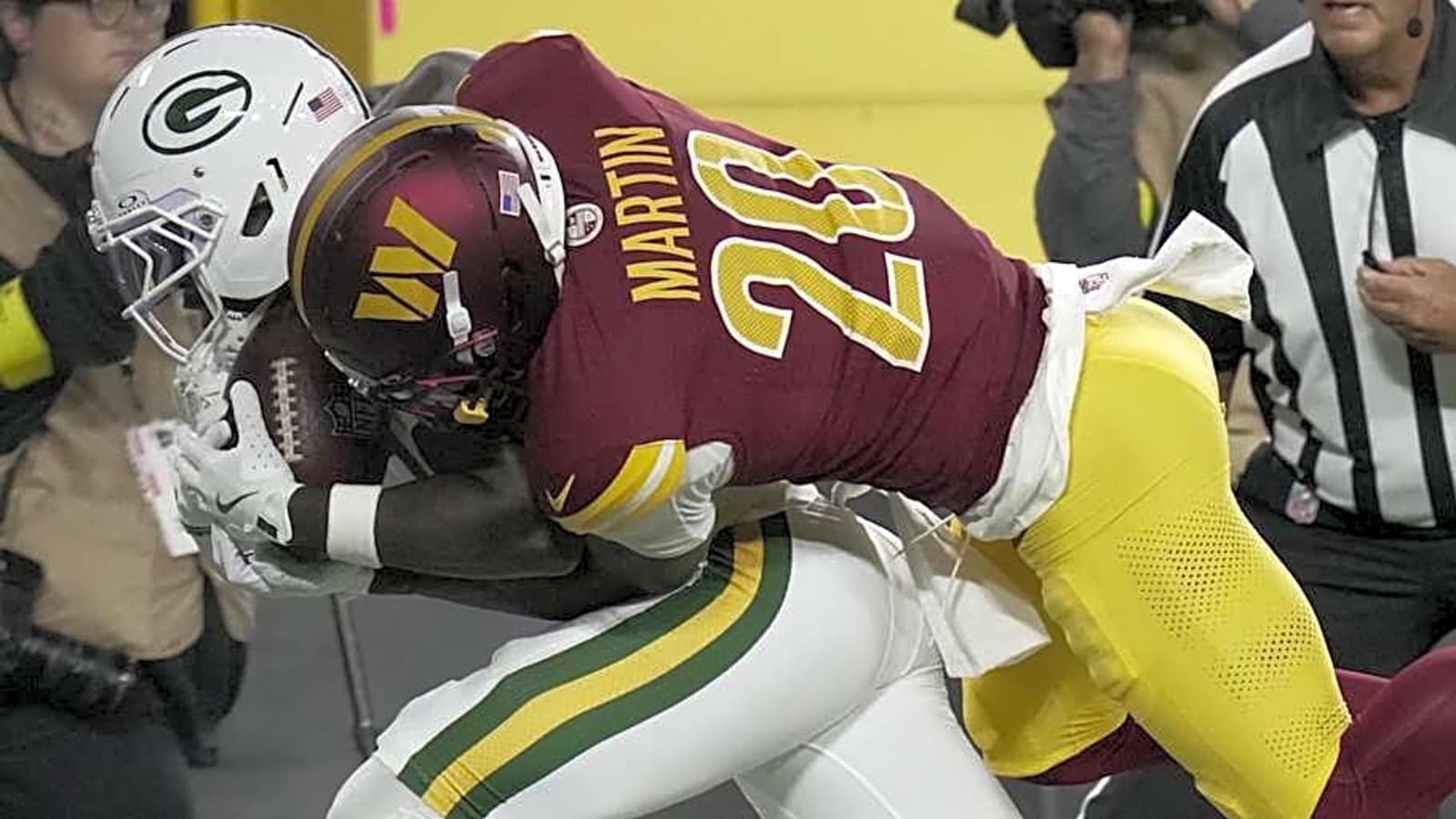 Top Packers Playmaker Suffers Broken Collarbone Against Commanders