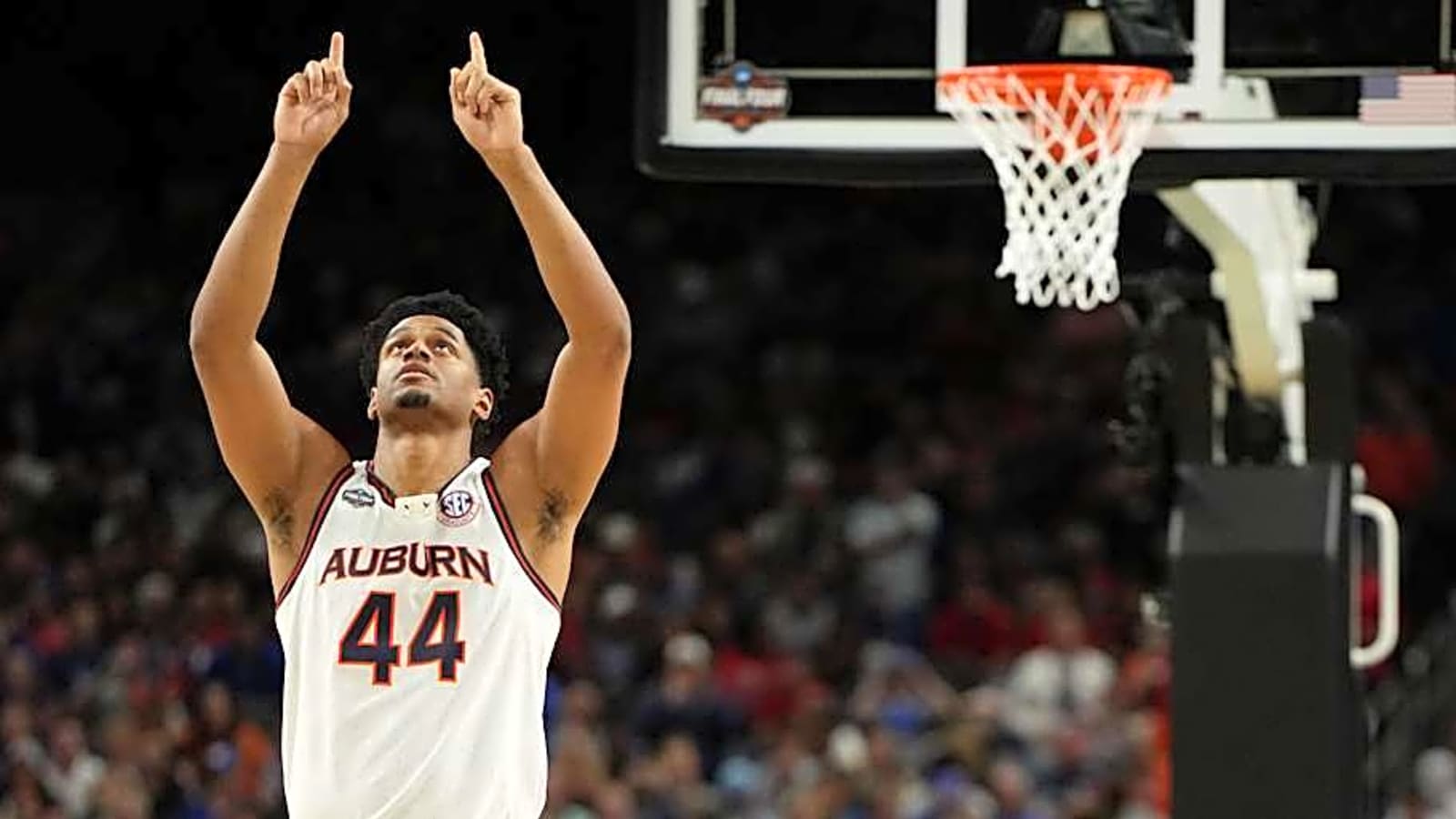 Auburn Captain Says Goodbye After Five Seasons