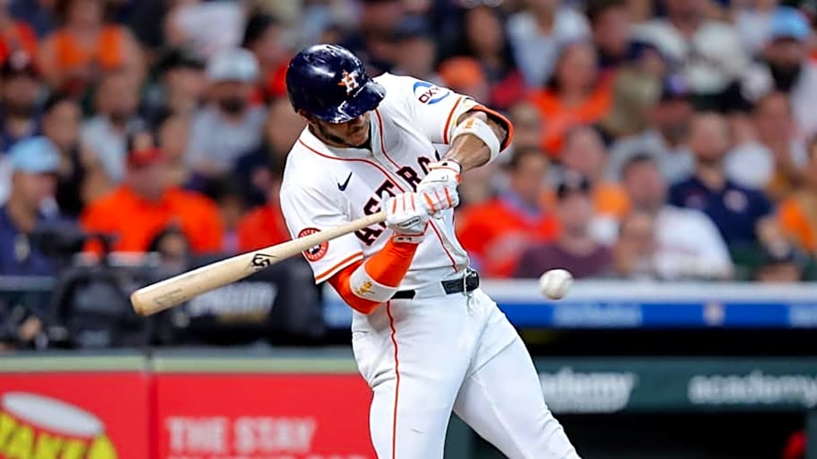 Houston Astros Slugger Forced to Leave Game After Being Hit by Pitch