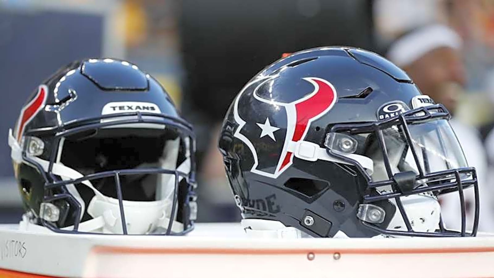 Texans Predicted to Cut Ties With Former Chiefs Weapon