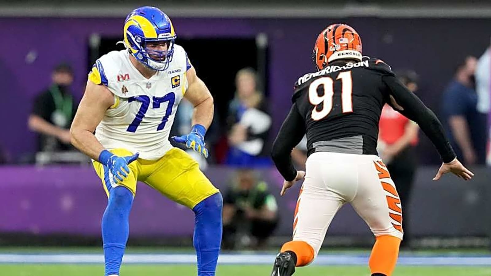 How Bengals&#39; Continued Talks With Trey Hendrickson Impacts Rams