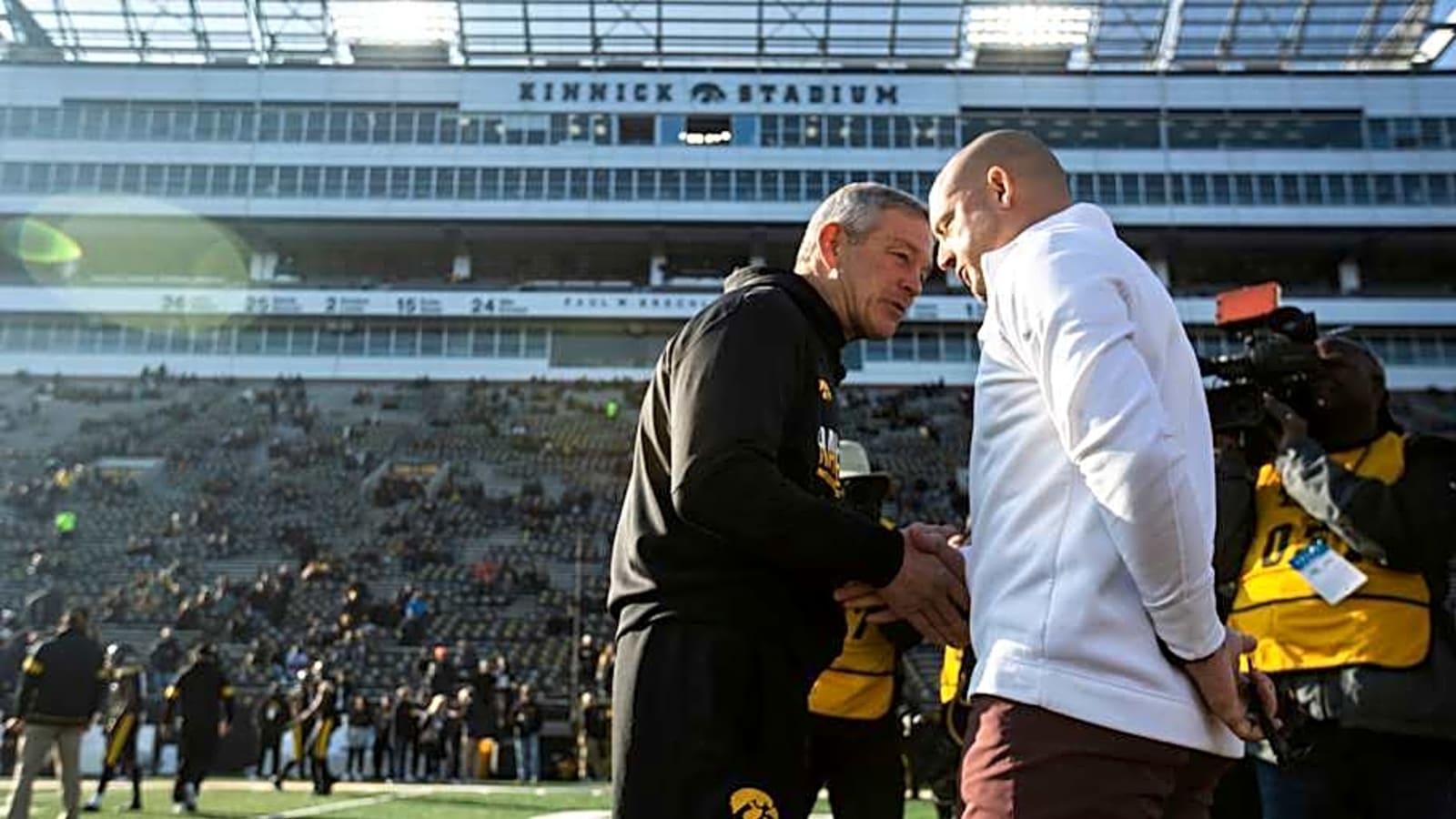Michigan DL commits to Gophers before scheduled Iowa official visit