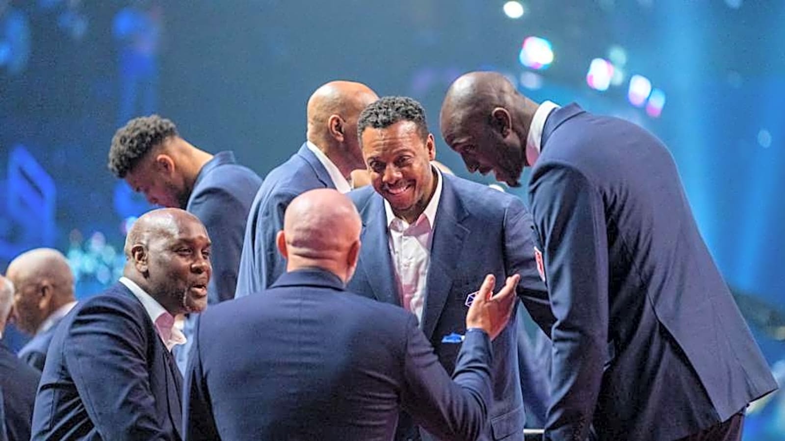 Ex-Warriors Stars React To NBA Legend&#39;s Controversial Take