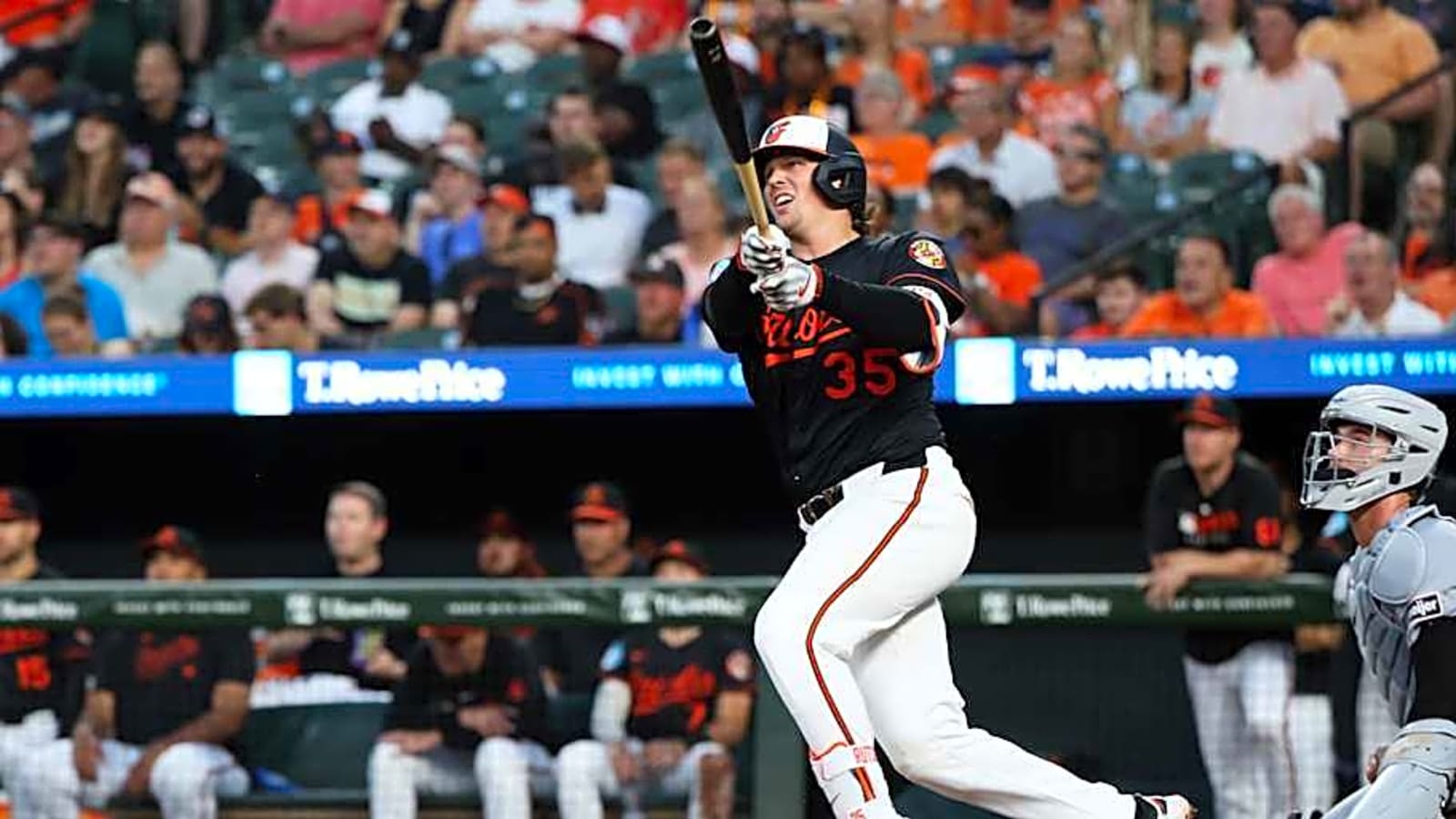 Orioles Place Star Catcher On 10-Day IL With Left Oblique Strain