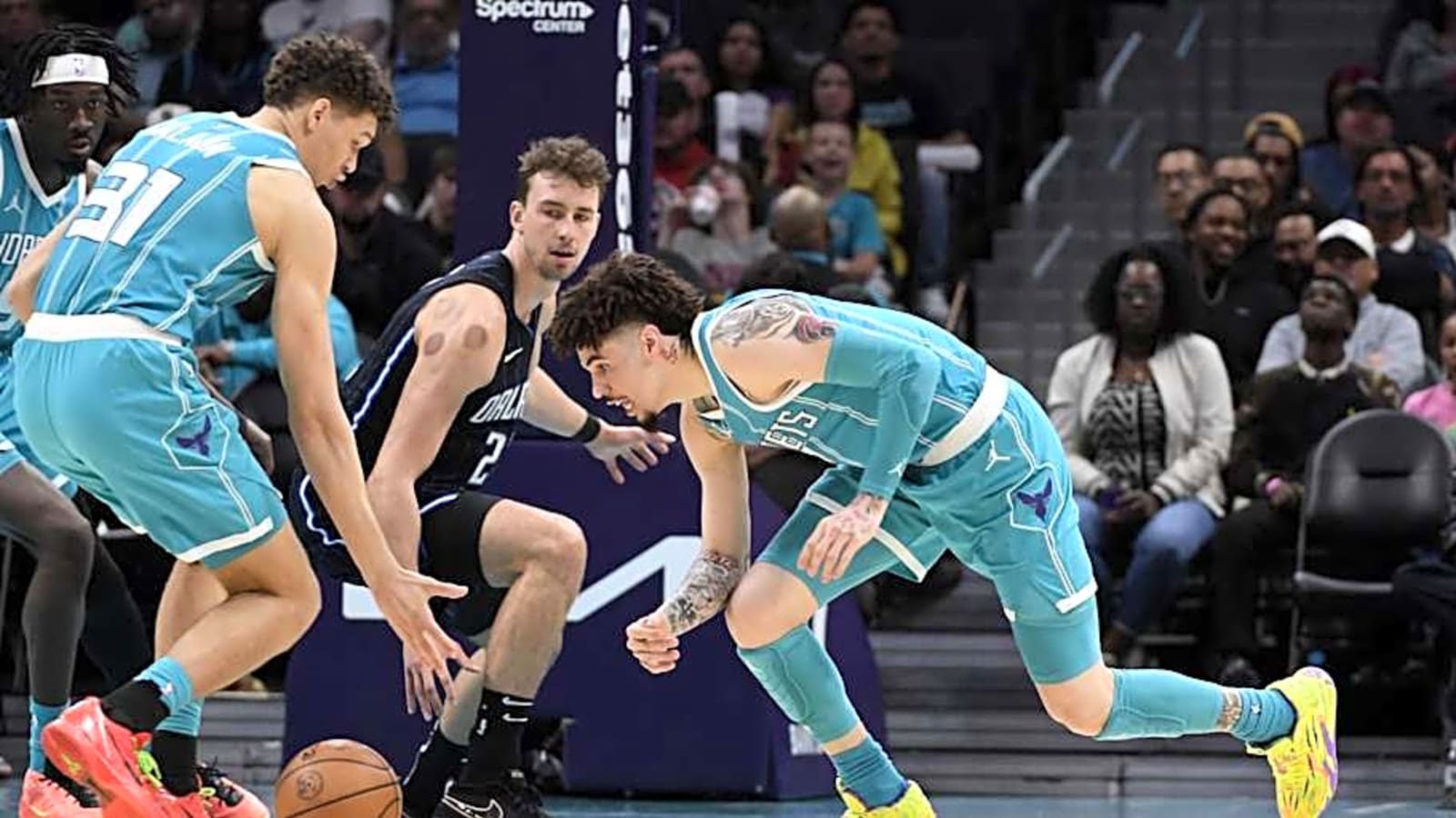 What the Hornets have to do to attract big-name free agents