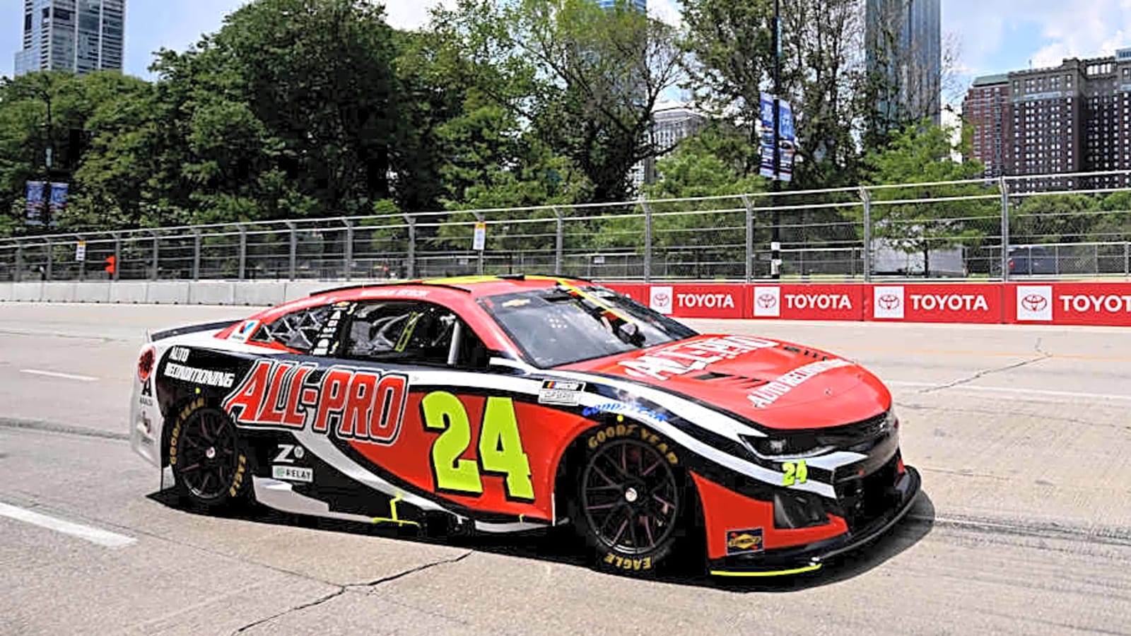 Roller Coaster Regular-Season Championship Battle Heads to Sonoma