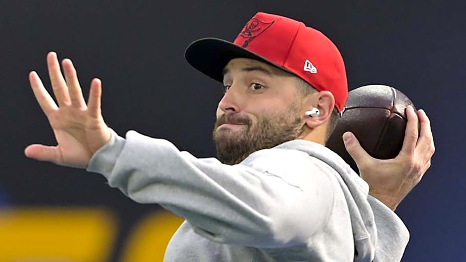 Baker Mayfield fires up Bucs fans before mandatory minicamp