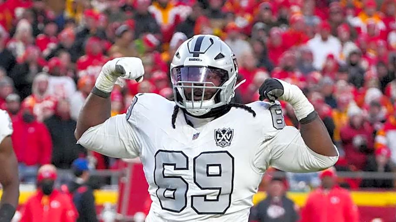 Raiders&#39; DT Adam Butler Will Be Big Part of Defense