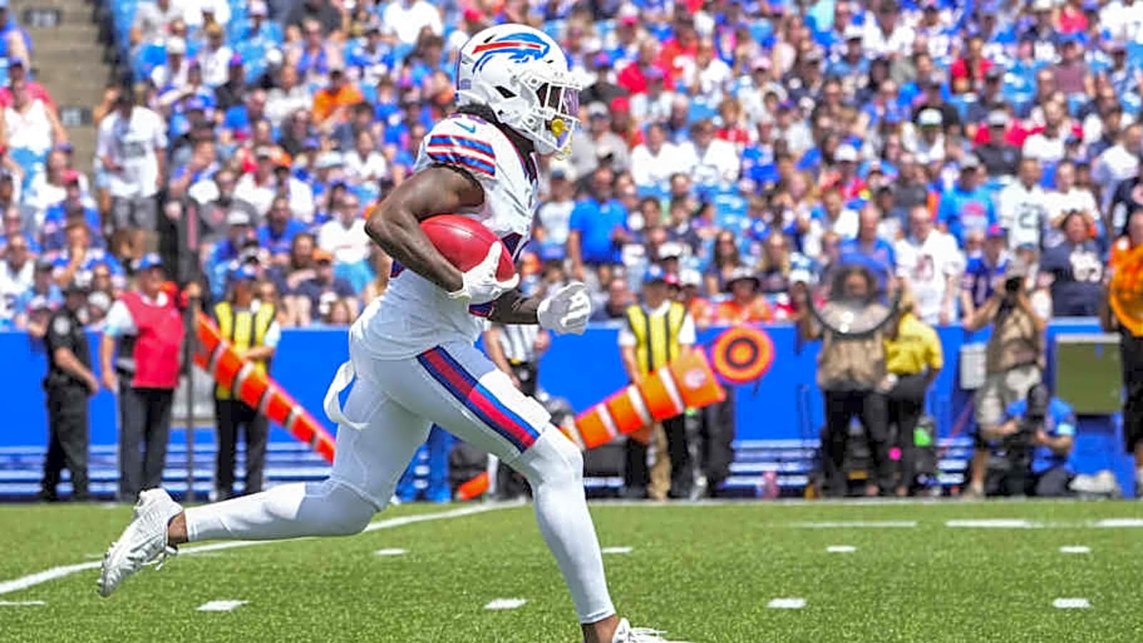 Bills WR KJ Hamler gives hilarious comment on training camp scooter issues