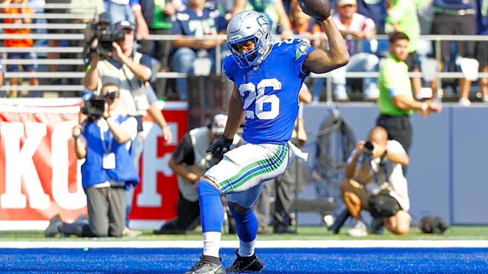 Seahawks, Buccaneers set for best uniform matchup of 2025 NFL season