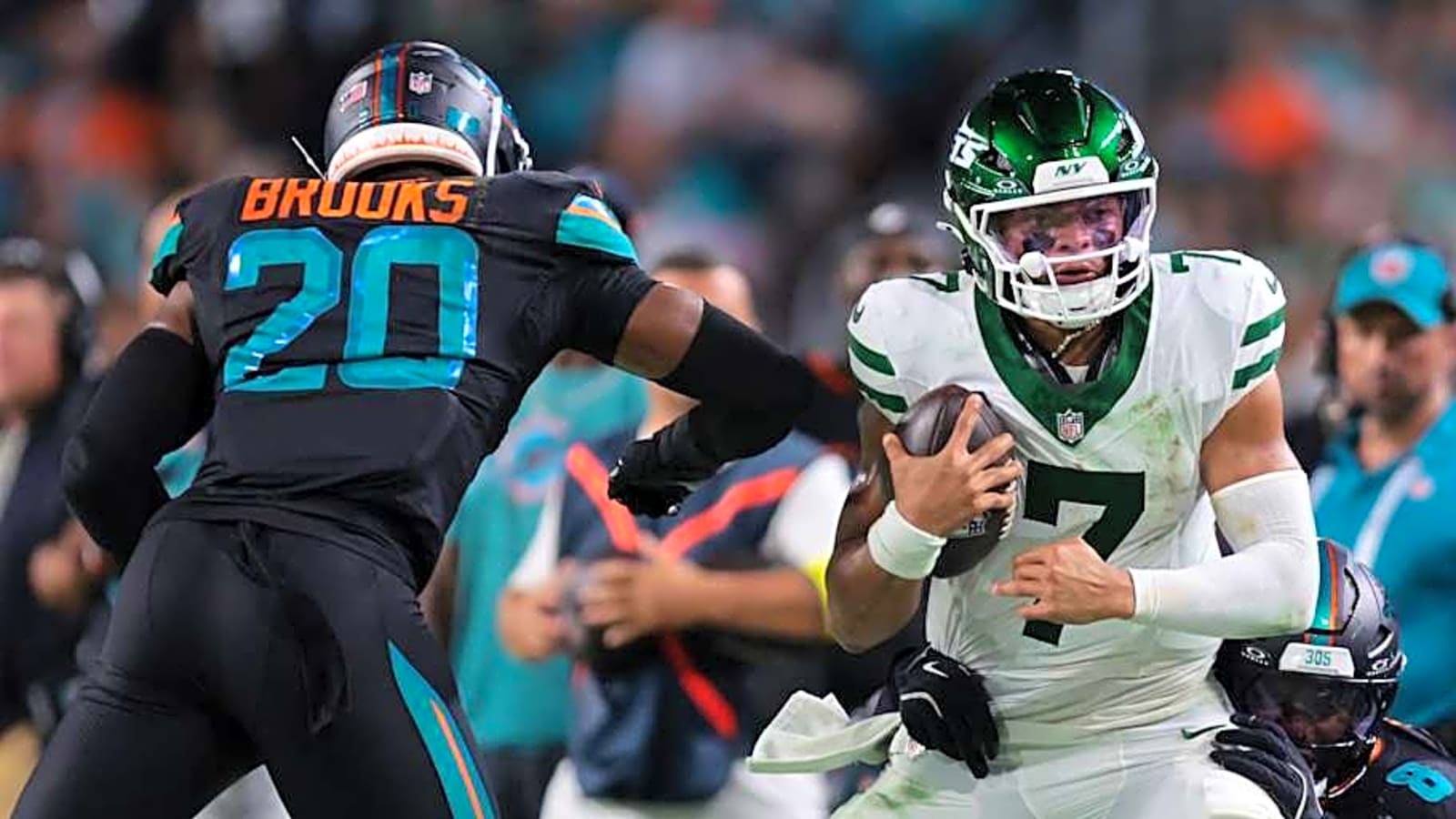 Jets Could Replace Justin Fields With Breakout QB Prospect