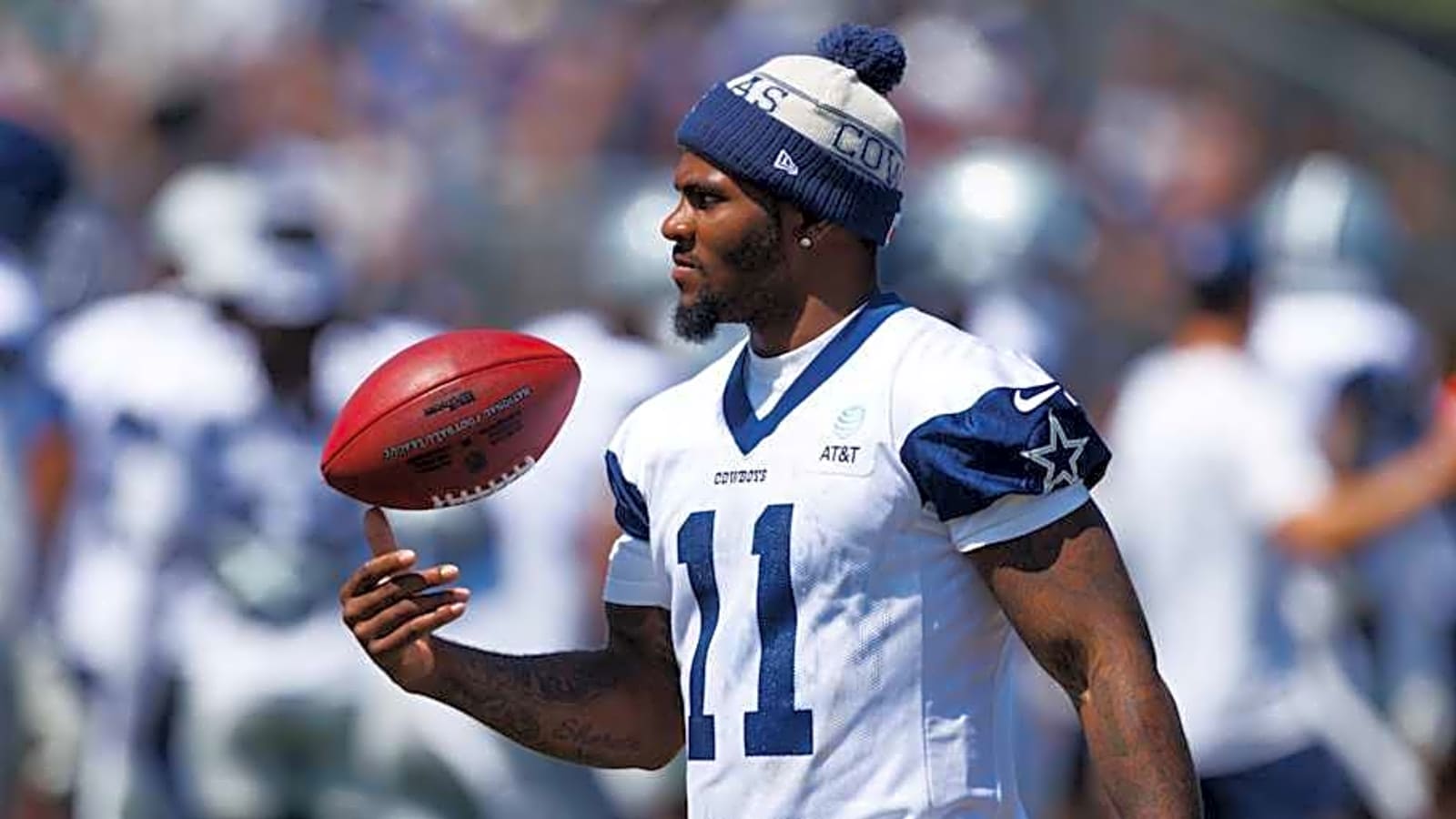 Eagles star issues verdict on Micah Parsons&#39; Philly trade as Cowboys feel heat