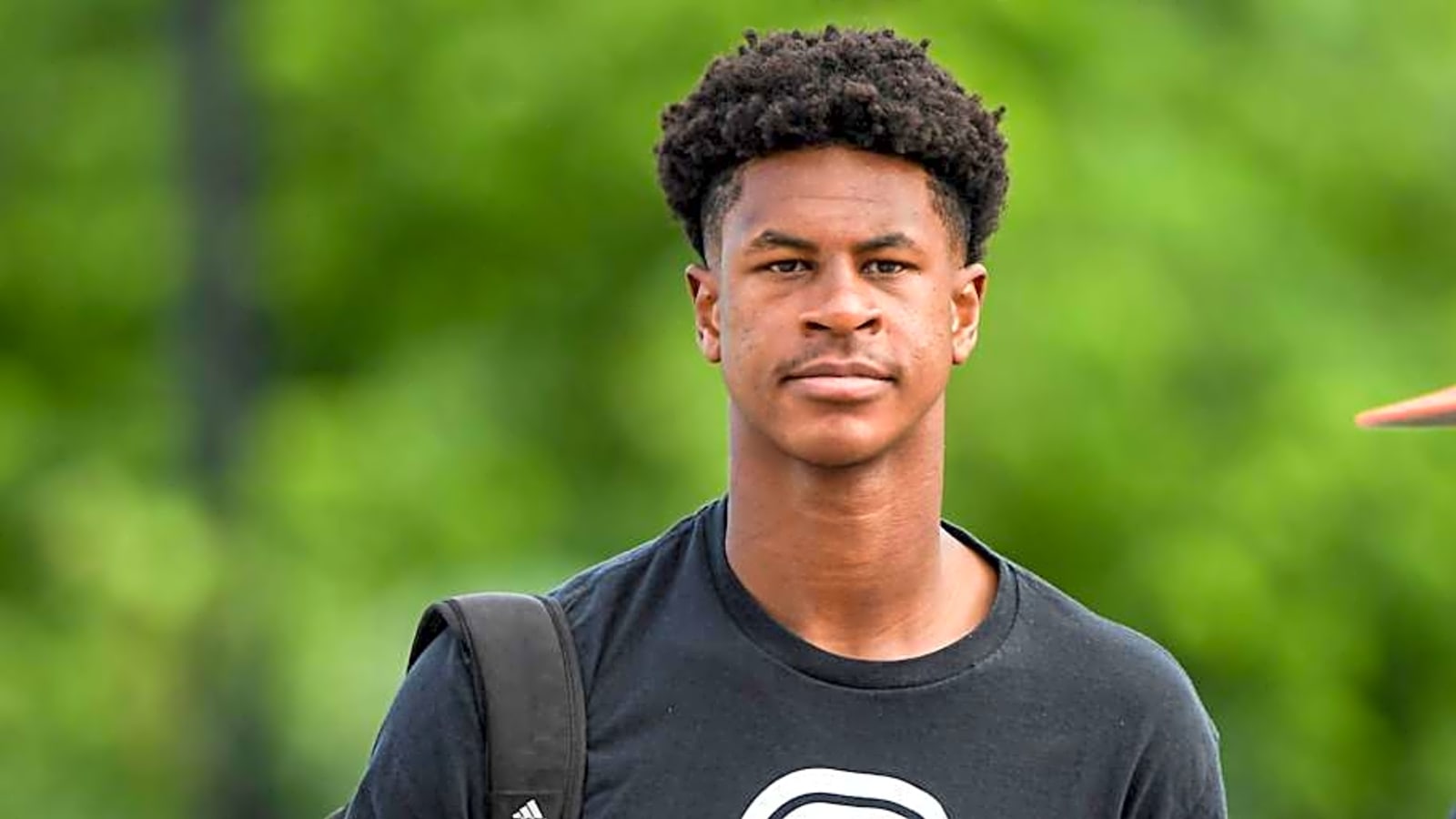 Auburn Tigers to Receive Visit from Nation&#39;s No. 1 QB in 2027 Class