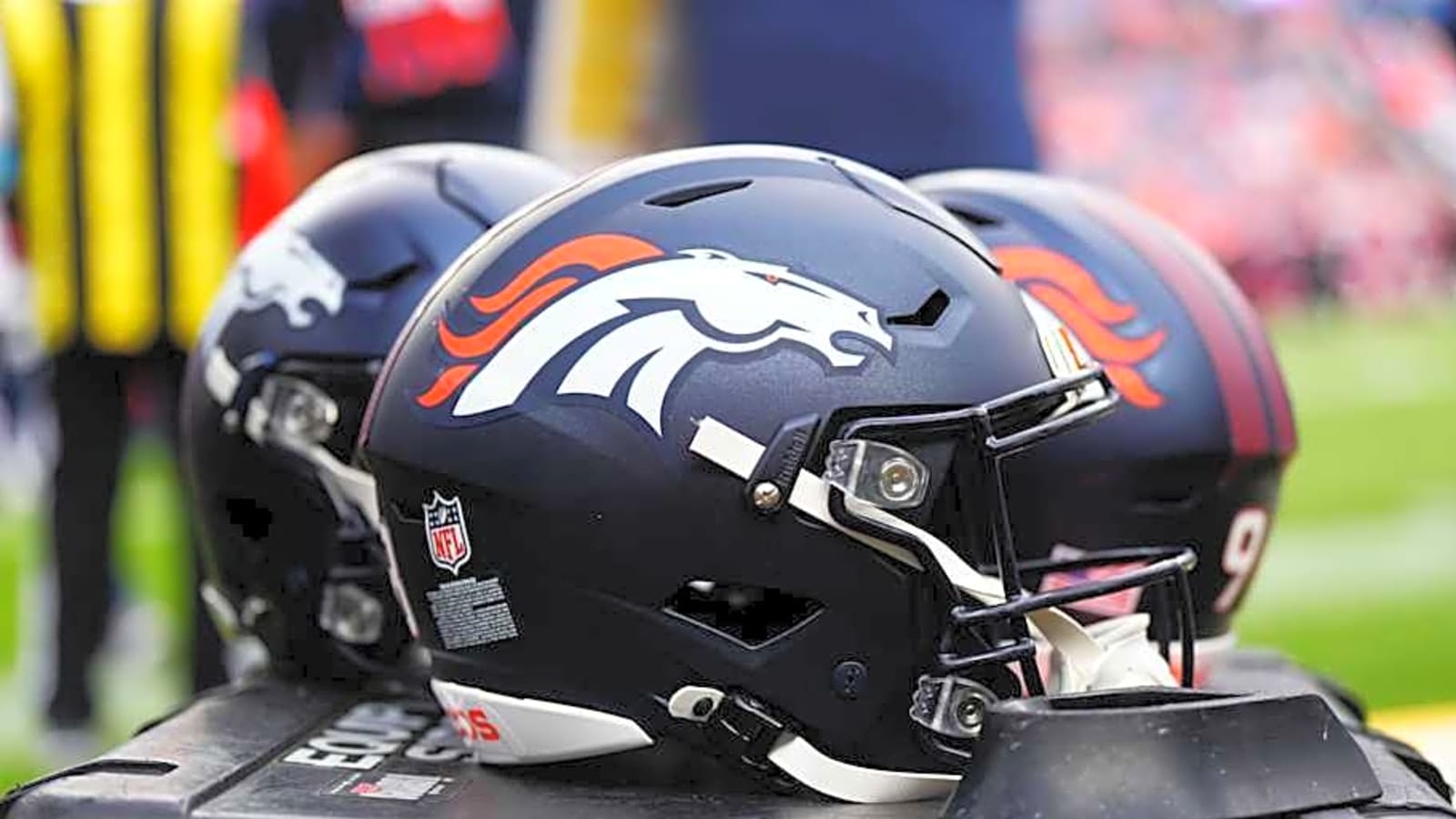 NFL Writer Floats Eagles-Broncos Trade For 1,233-Yard TE