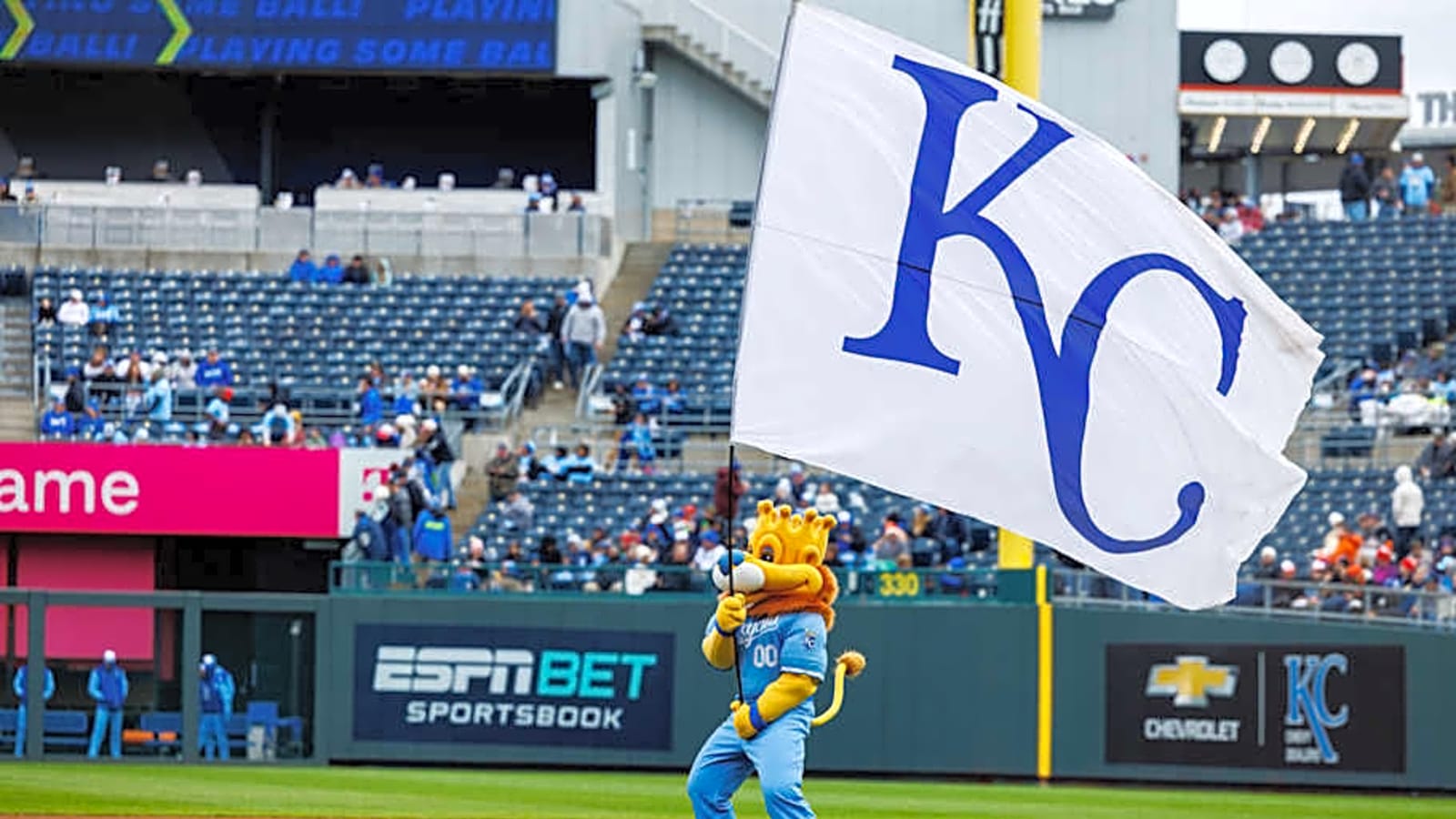 Royals Linked To $50 Million Slumping All-Star As Trade Deadline Nears