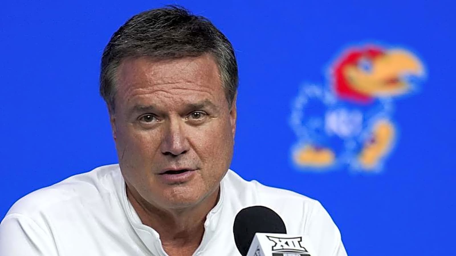 Kansas Basketball&#39;s Bill Self Scouting Top 25 Recruit and Key Target at EYBL